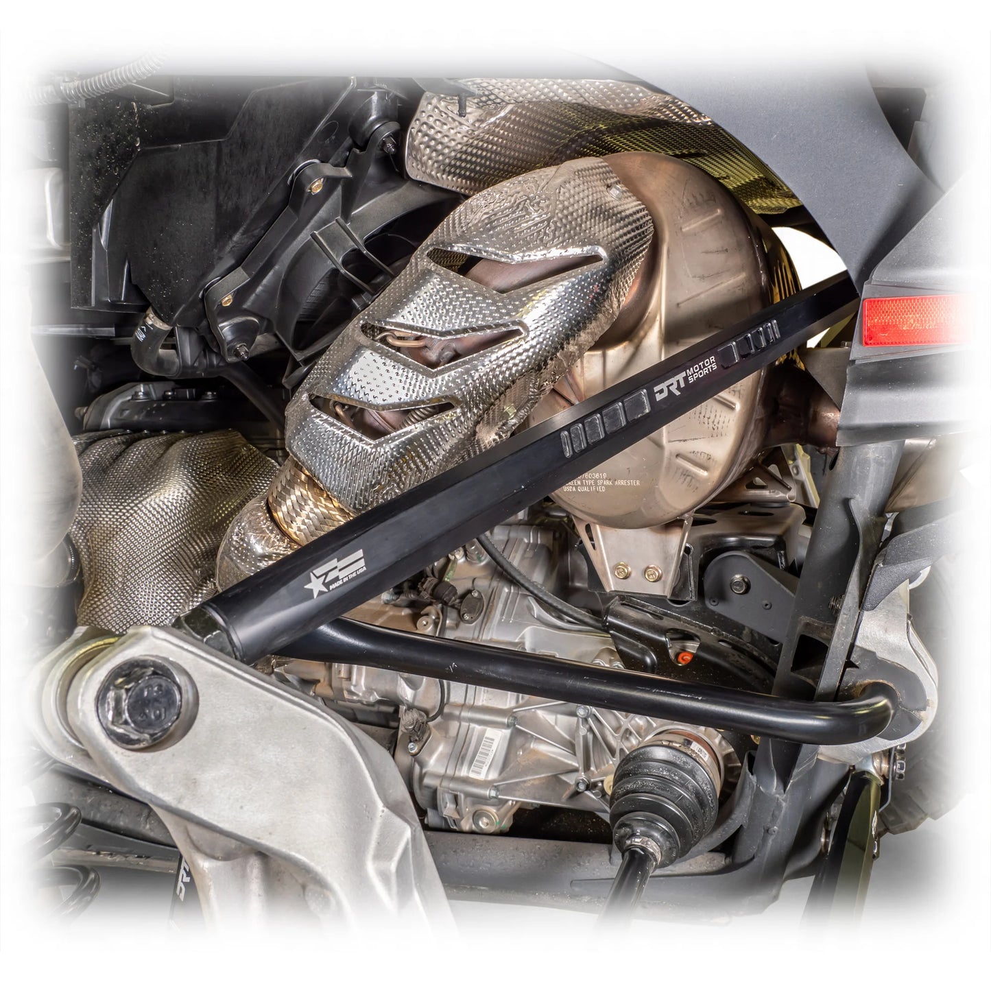 DRT MOTORSPORTS HEX Billet Radius Rods Bars Can Am MAVERICK R X XRS 2024+ Installed Top Rod Side View