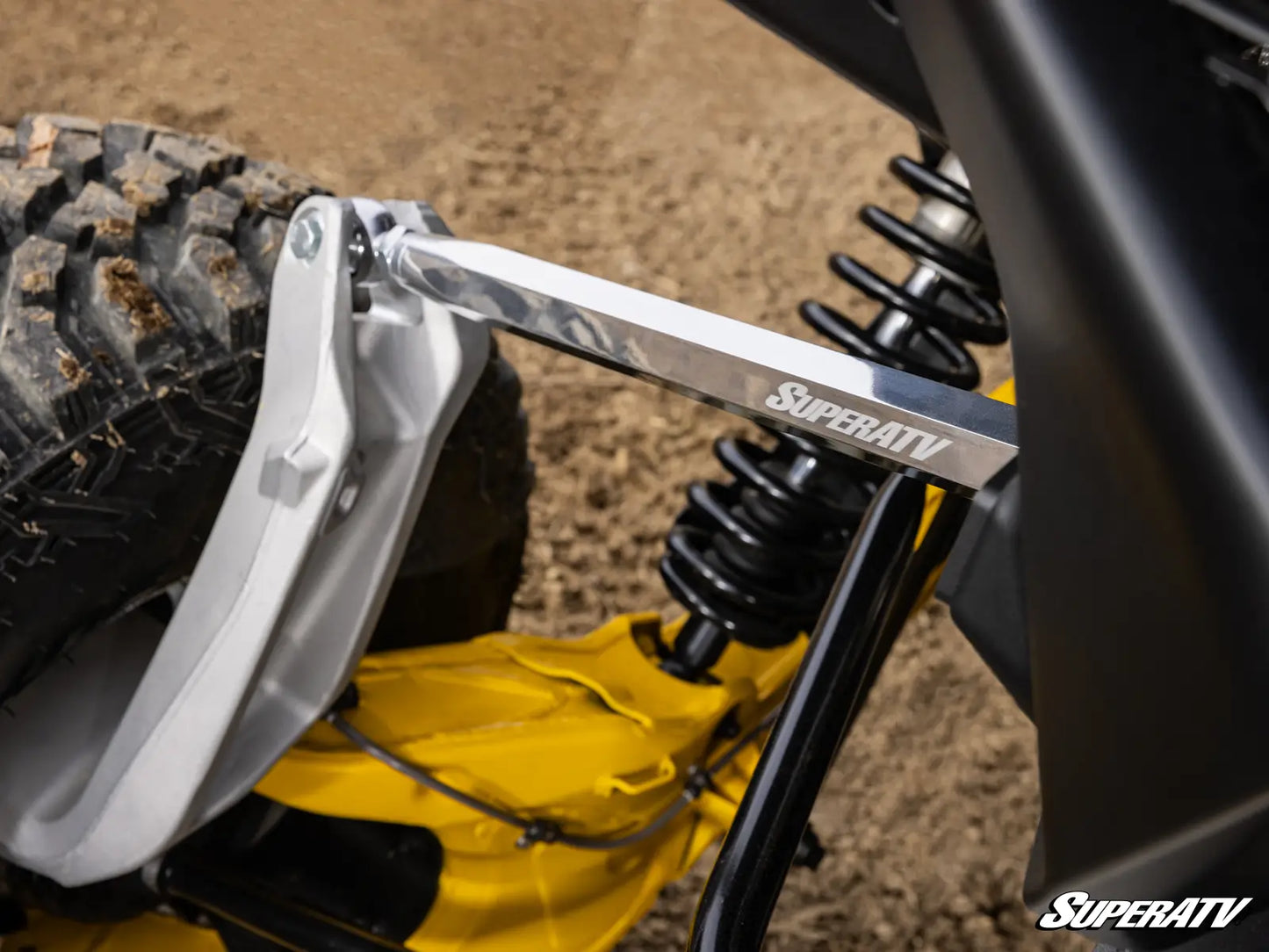 SuperATV HEX Billet Radius Rods Bars Can Am MAVERICK R X XRS 2024+ upper Bar