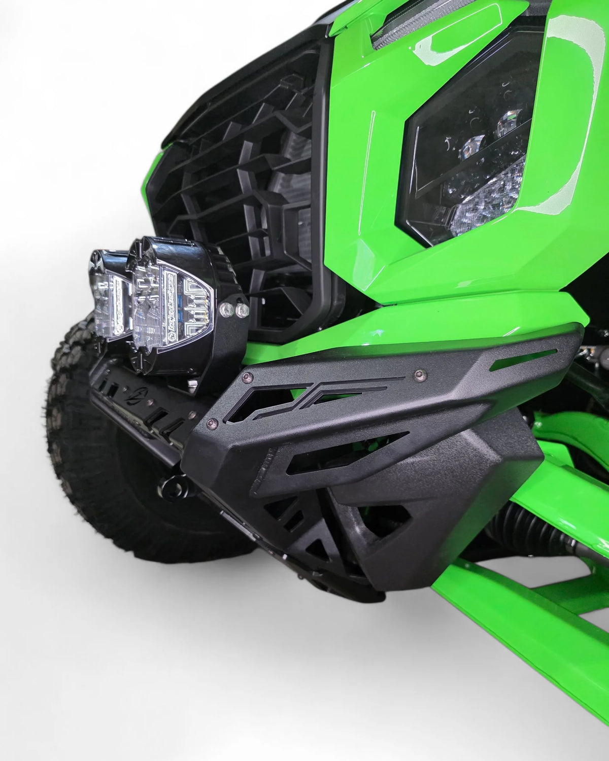 Side view of bumper mounted on H2 with lights mounted