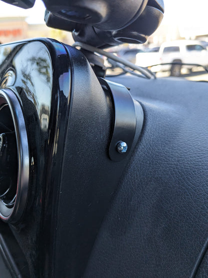 WHITE TOP ADVENTURES SPRINTER DASH ACCESSORIES AND PHONE MOUNTING SYSTEM