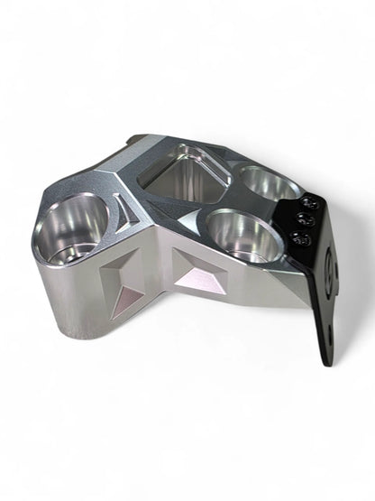 radius rod plate on white back ground

